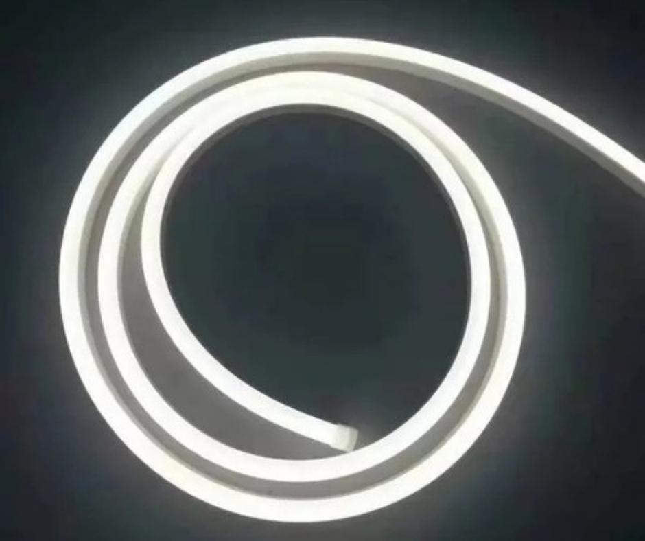 Tira Neon Blanco Frío 12V, Rollo 5m, 12W por metro / Para Letreros Luminosos - Wattko